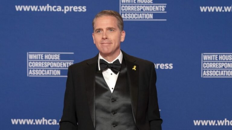 Jennings: Ocasio-Cortez 'heir to the Sanders socialist movement'