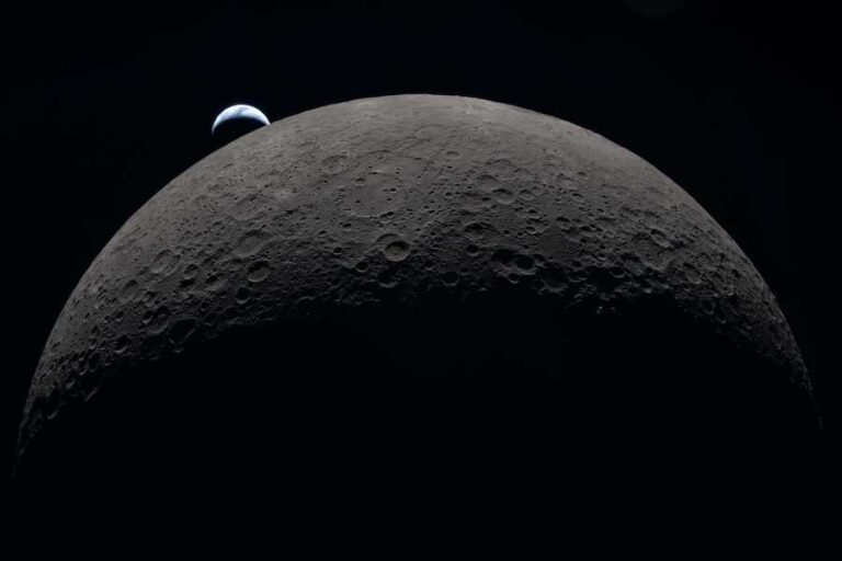 What China's delay means for the US-China moon race