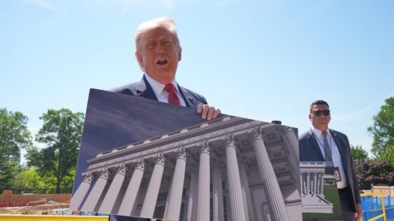 Trump administration to spend at least $900 million on White House construction projects: Report