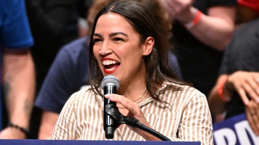 Ocasio-Cortez: 'Pretty funny' some people are freaking out about decision to freeze eggs