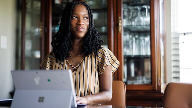 The AI boom has college majors of all types dabbling in computer science