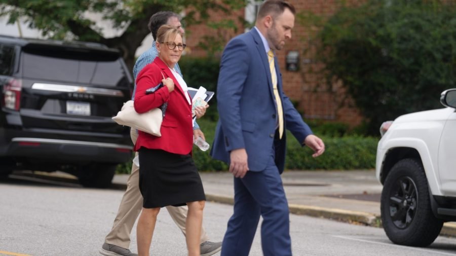 Darline Graham breaks with brother on nuking filibuster
