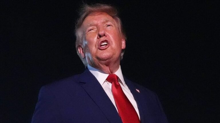 Trump threatens to 'bomb the s‑‑‑ out of Oman' over Iran deal