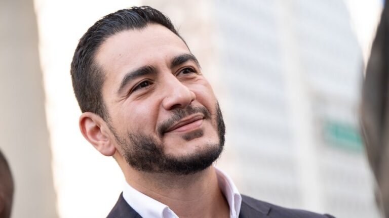 El-Sayed blasts Trump over 'Two VERY DIFFERENT America’s' post