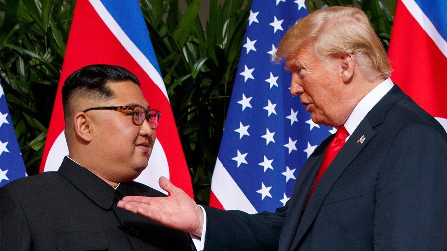 Trump seeks to rekindle bromance with Kim Jong Un