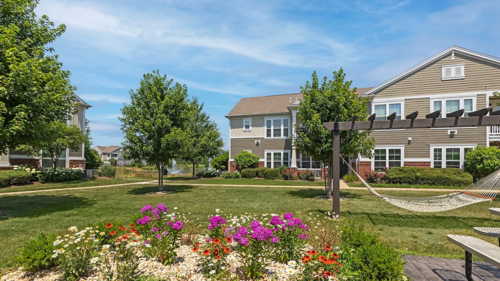 Berkadia Arranges Recapitalization of MF Within Chicago MSA