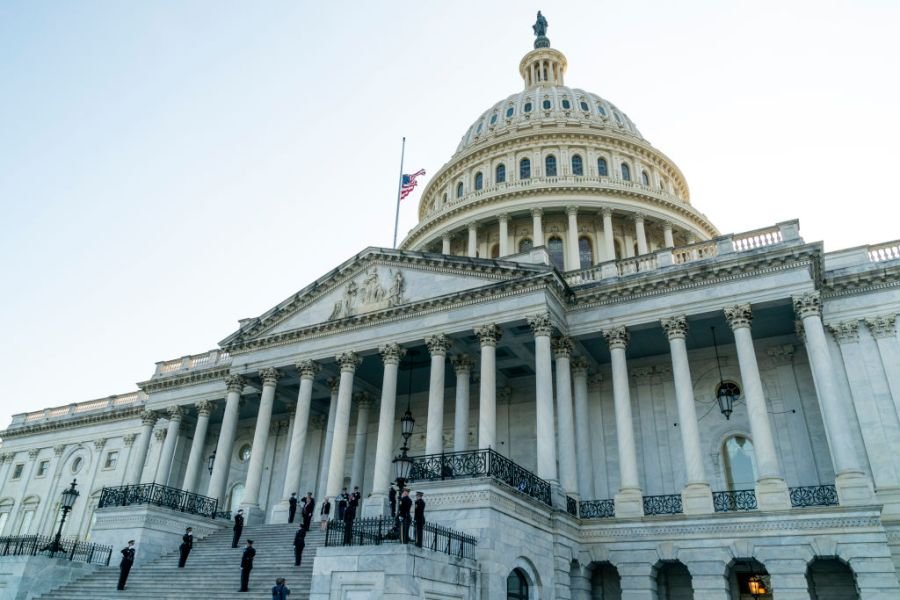 A weakling Congress is in its dying days