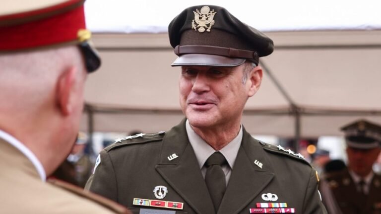 Army removes a top US general in Europe from command