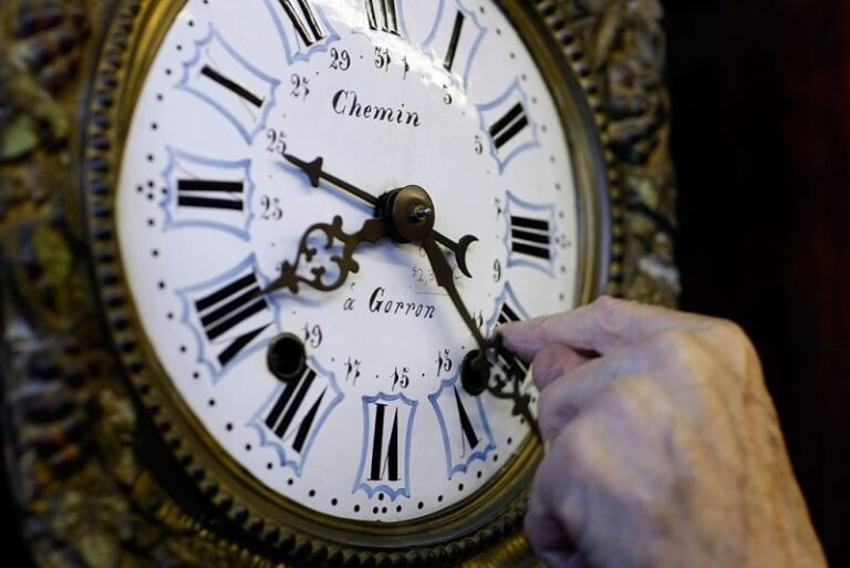 When does daylight saving time end in 2026? As early as possible