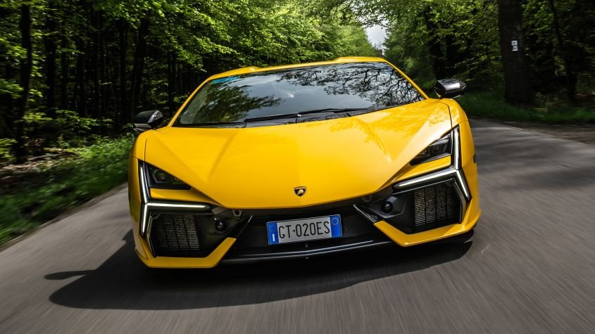 Lamborghini CEO: no Chinese car brand is a threat to us