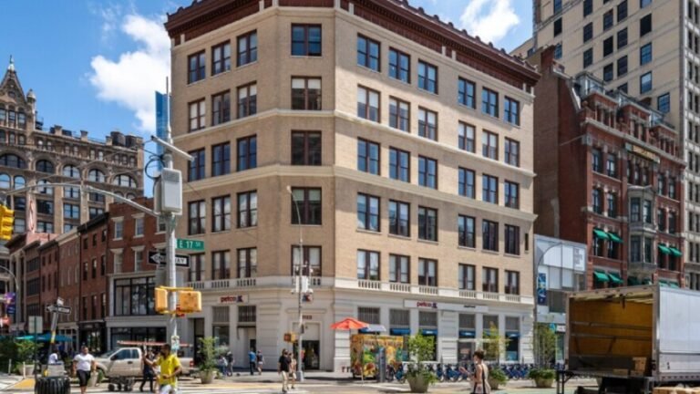 Selldorf Architects Signs Long-Term Renewal at 860 Broadway