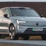 New Volvo connected car tech can warn other cars of pedestrians, roadworks and more