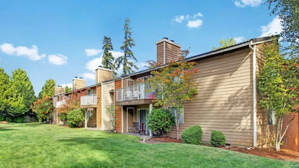 CBRE Arranges Sale of $112M Lynnwood Apartment Complex
