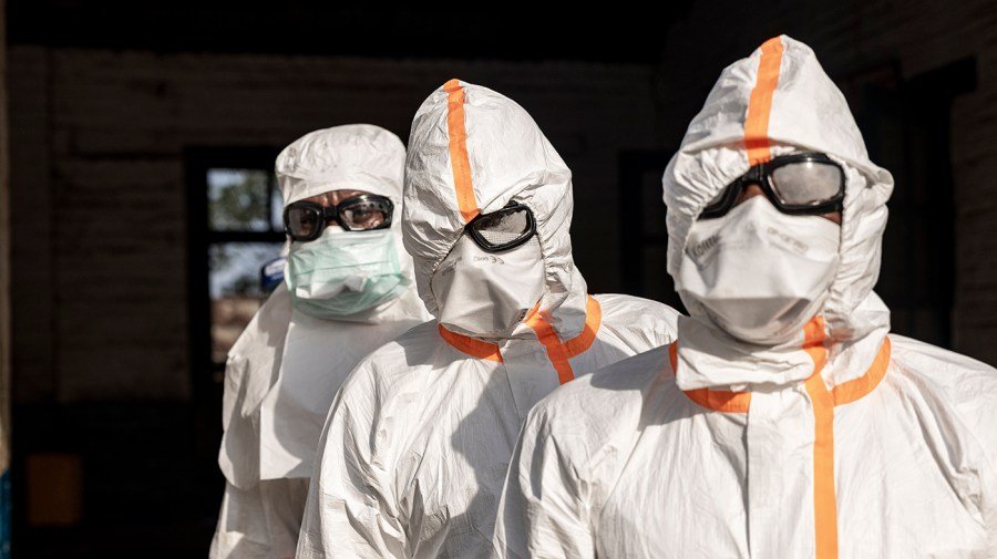 Ebola deaths top 1,700 in eastern Congo