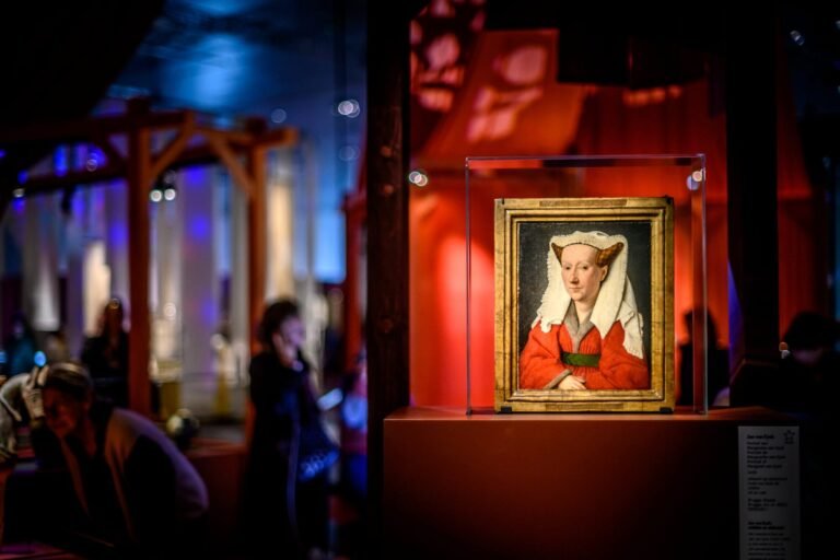 The Belgian Exhibition That Strives to "Decenter" the West