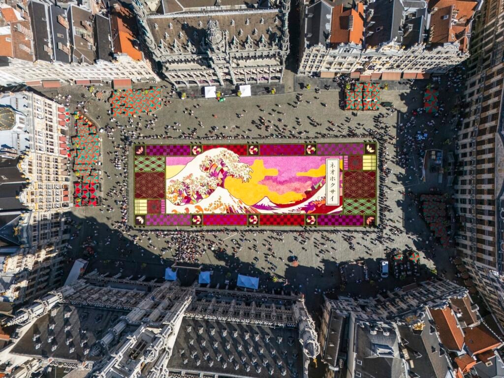 Brussels’ Grand-Place Is Carpeted with 750,000 Fresh Dahlias in a Tribute to Hokusai