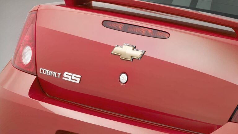 The Front-Wheel Drive American Rental Car That Matched An E46 BMW M3 Around The Nürburgring