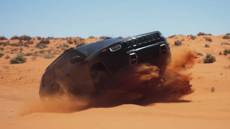 Jeep’s New Cherokee Trailhawk Looks Ready to Pick a Fight With the Bronco Sport