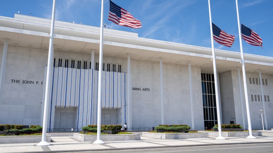 Live updates: Kennedy Center case returns to court; Trump heads to Houston to boost Paxton