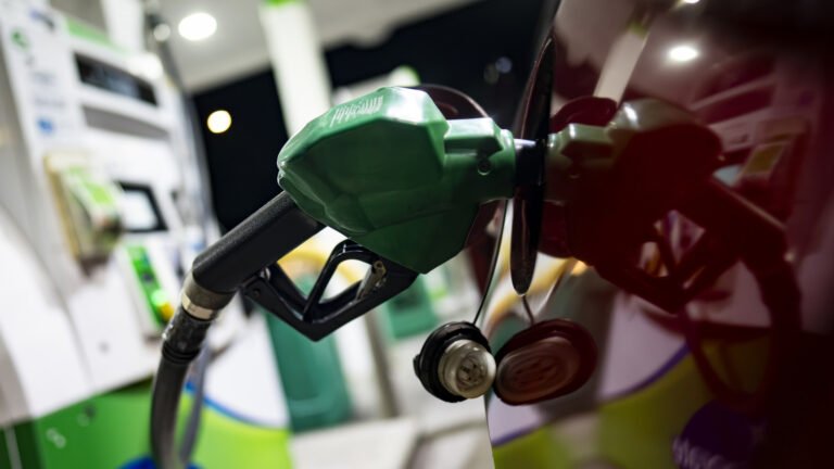 Man Tased And Caught Fire At A Gas Station For Calling A Cop A Name