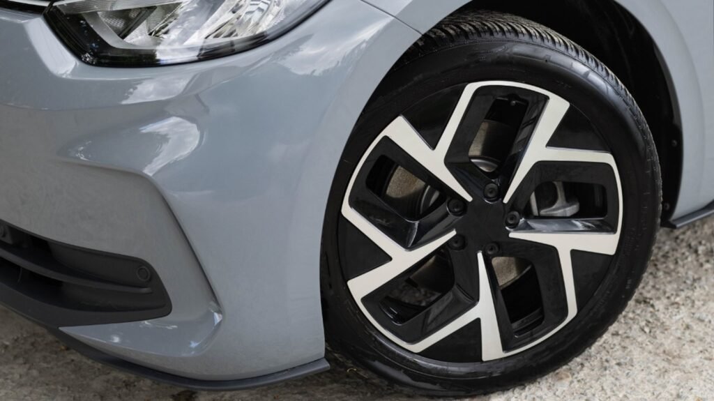 7 Common Mistakes That Could Be Damaging Your New Tires