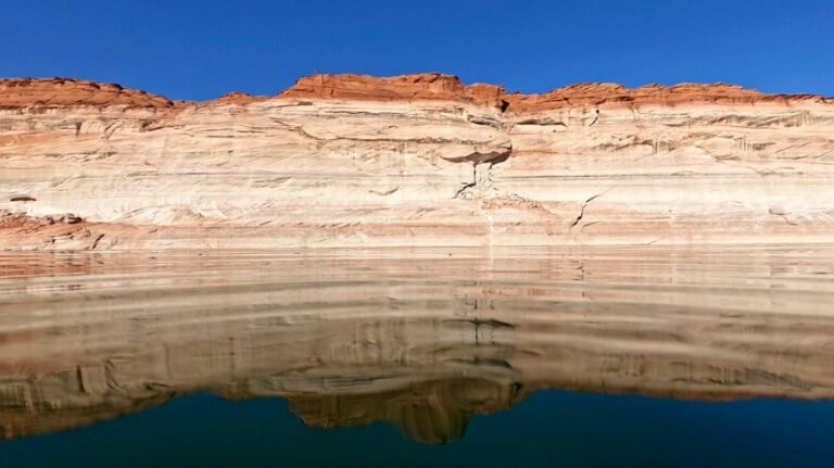 Lake Powell, second-largest reservoir in US, hits record-low water level