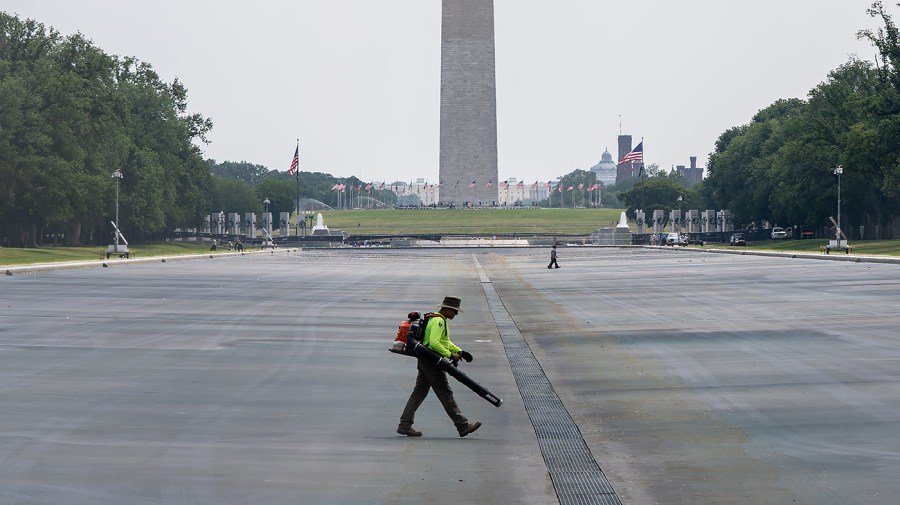 Trump posts examples of alleged Reflecting Pool vandalism amid push for Pirro to revisit decision