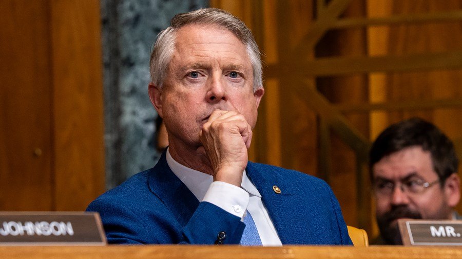 Live results: Marshall seeks second Senate term in Kansas GOP primary