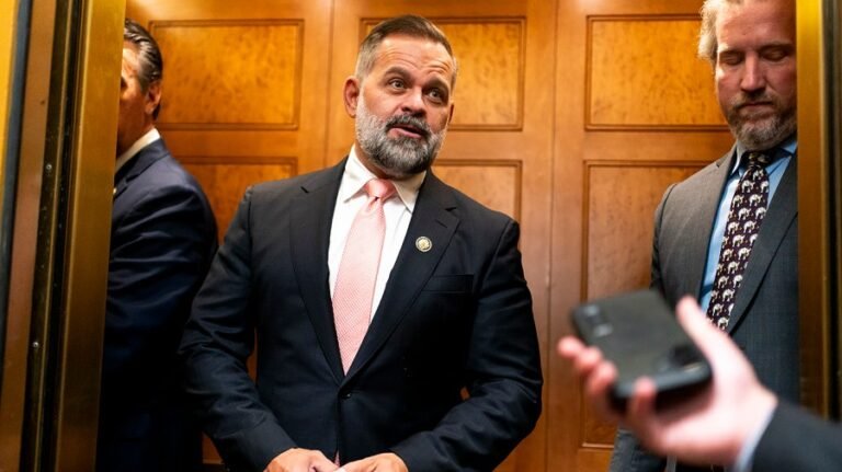 Trump put to the test with Mills in Florida primary fight 