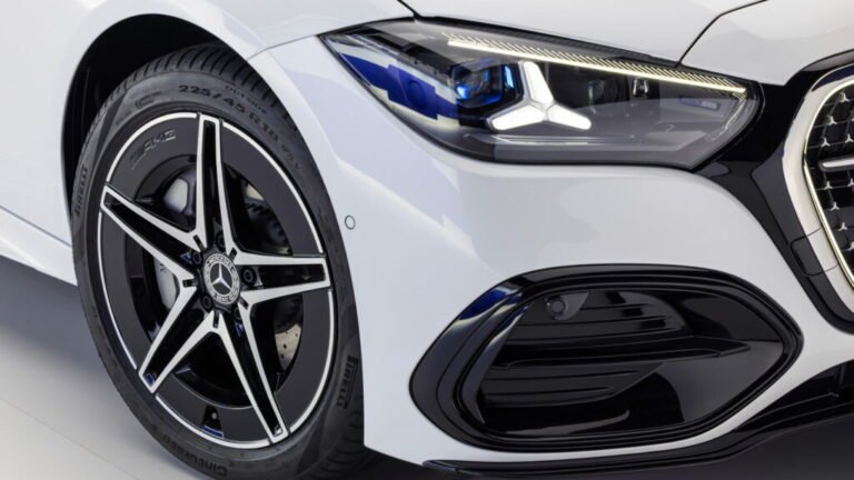 Mercedes Gives The Gas C-Class A Bigger Overhaul Than Its New Grille Lets On