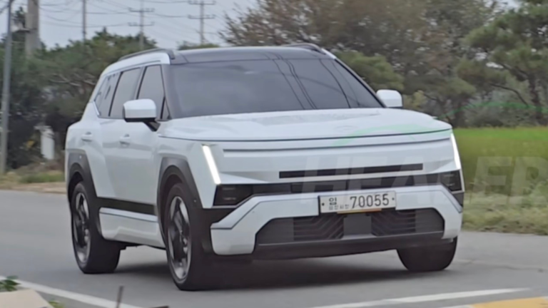 Next-Gen Hyundai Tucson Spotted Naked After Its Official Reveal