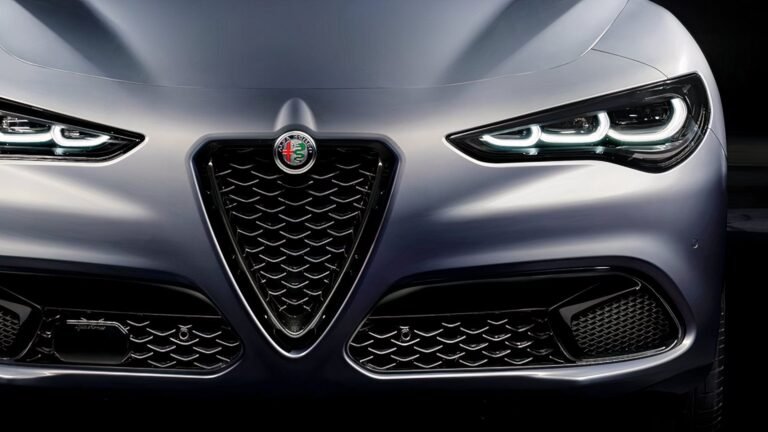 Alfa-Romeo's Sublime 280-Hp Stelvio Will Thrill You Every Day, And It Now Costs Honda Civic Money