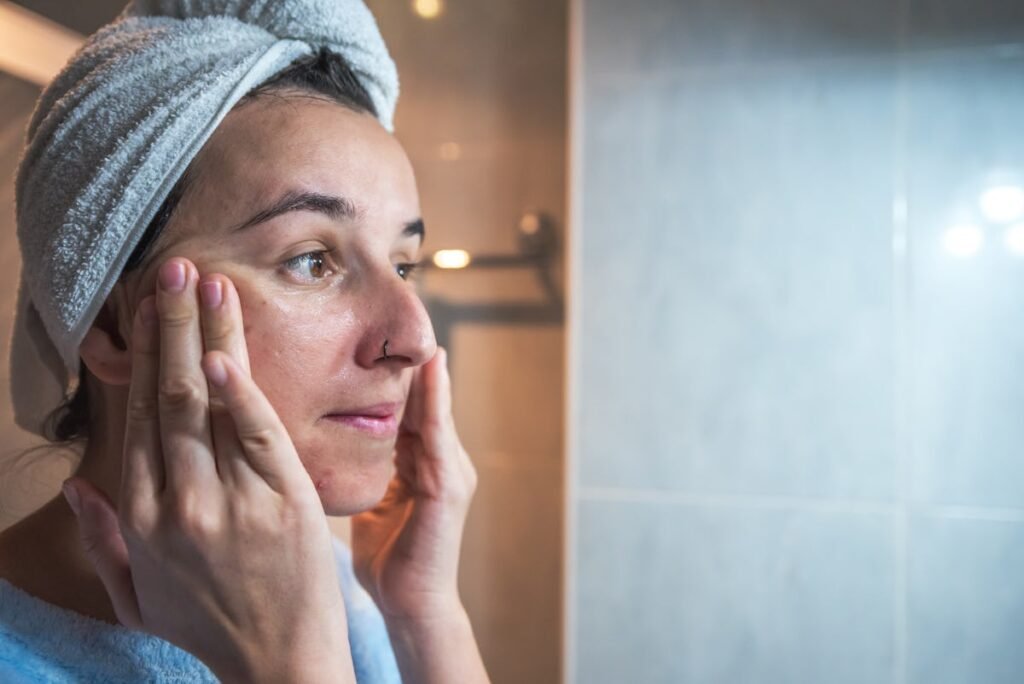 What's The Difference Between Retinol, Retinal, & Retinoid?