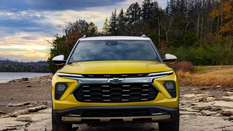 306,000 Chevy and Buick SUVs Recalled After 33,000 Camera Complaints