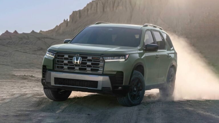 Honda Wants a Bigger, More Luxurious Pilot Hybrid