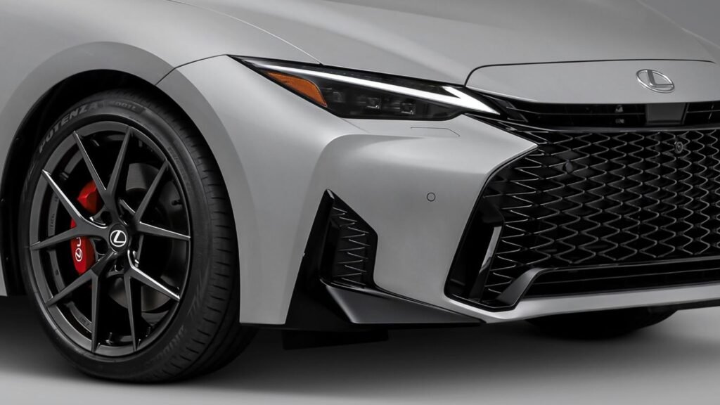 The Lexus IS 350 Is The Final Luxury Sedan You Can Buy With Toyota's Most Reliable V6 Engine