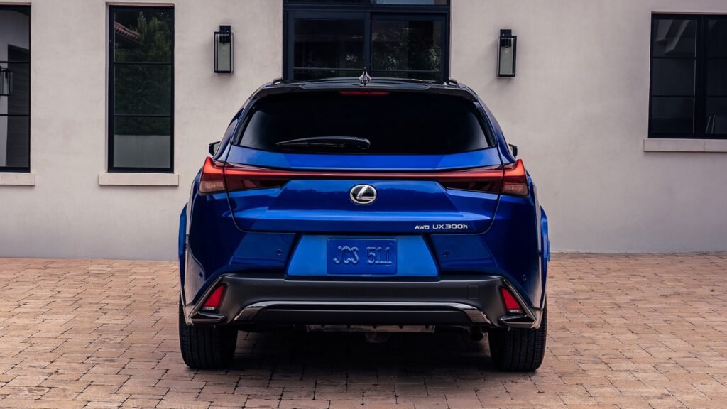 Lexus May Bow Out To BMW And Give Up The Smallest SUV Market