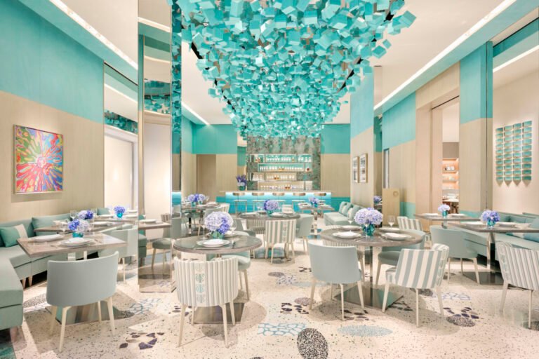 Tiffany’s Blue Box Café Brings Breakfast at Tiffany’s to California