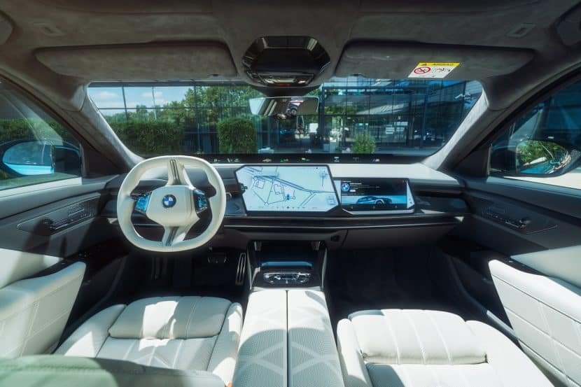 New BMW i7 Strikes A Pose In Its Most Daring Spec Yet