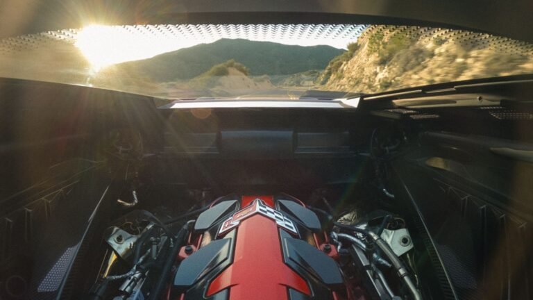 How GM's New Small-Block V8 Plans To Outlive The Hemi With An Aluminum Block And Dual Injection