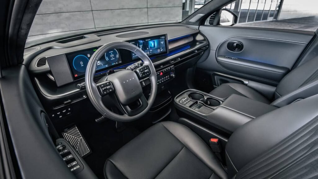 Hyundai Wants Your Car to Know What You’re Pointing At