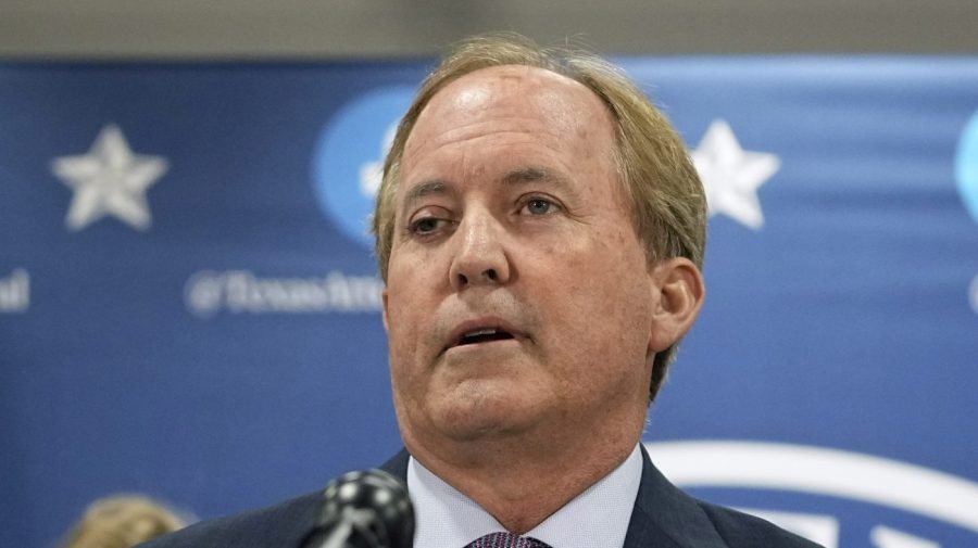 Family of Texas woman who died while pregnant sues Paxton, doctors over denied abortion