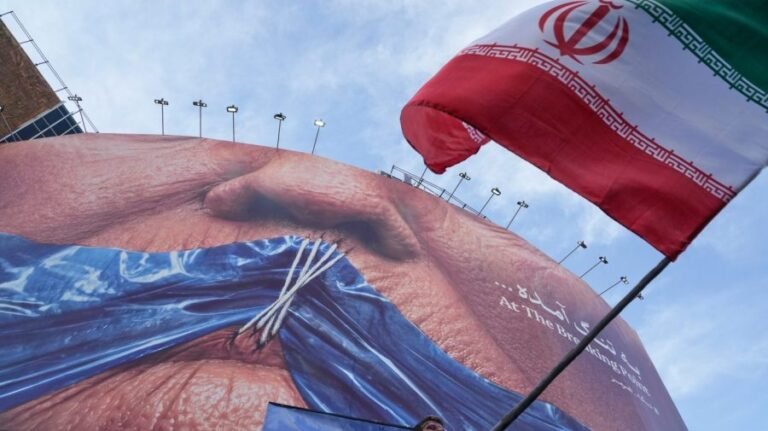 Iran urges Americans to rally against Trump ahead of midterms
