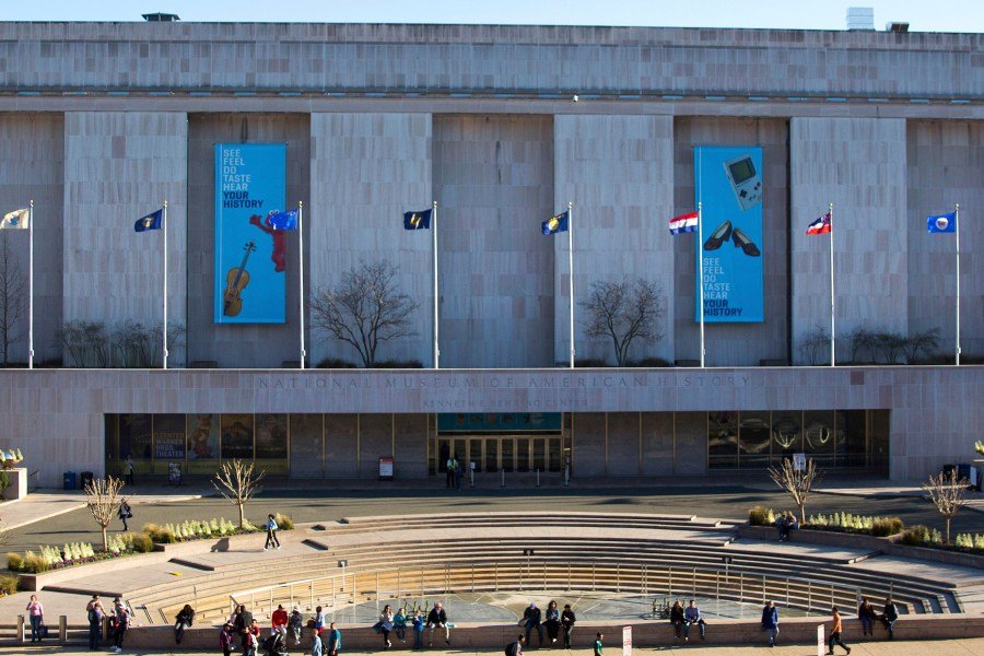 Trump administration warns agencies could stop helping Smithsonian