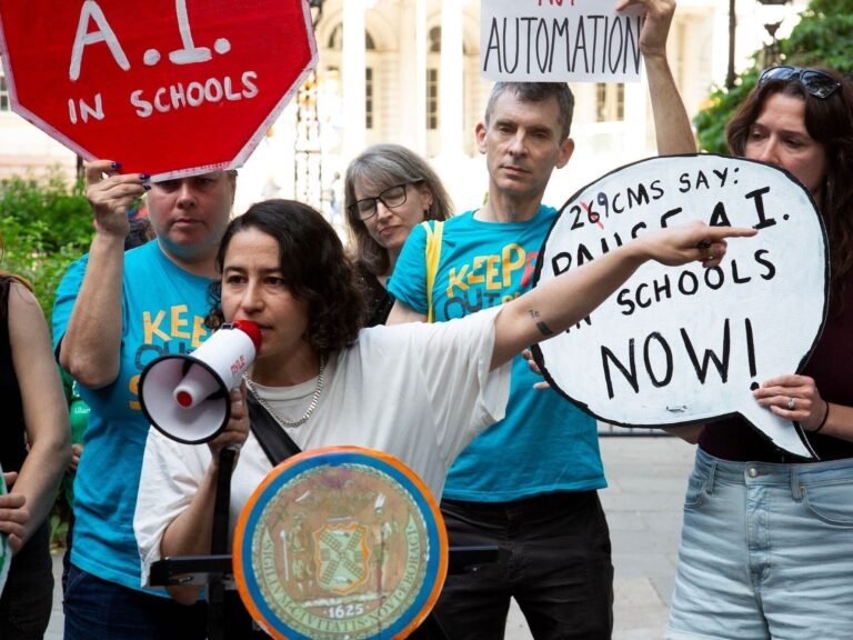 How opposing camps of parents pushed Mamdani to weigh in on AI in school