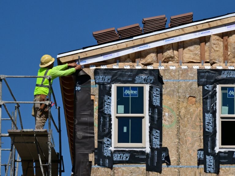 August's blowout jobs report was good news for blue-collar workers, while white-collar professionals fell behind