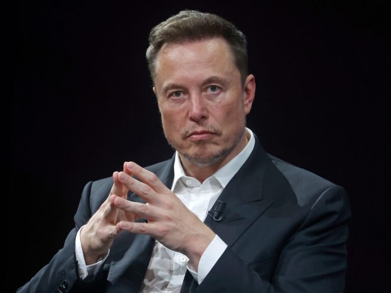 Alex Gibney's Elon Musk documentary goes for the jugular in these 3 scenes