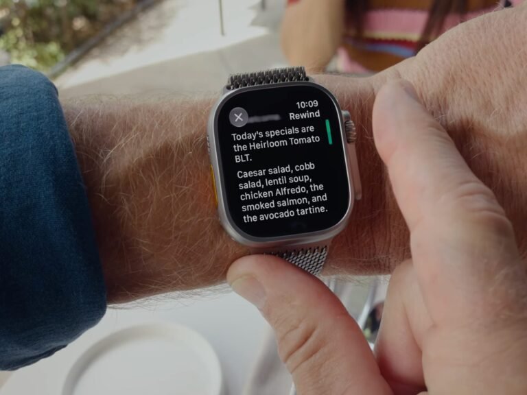 The new Apple Watch can listen in on your conversations and take notes. That makes me feel weird.