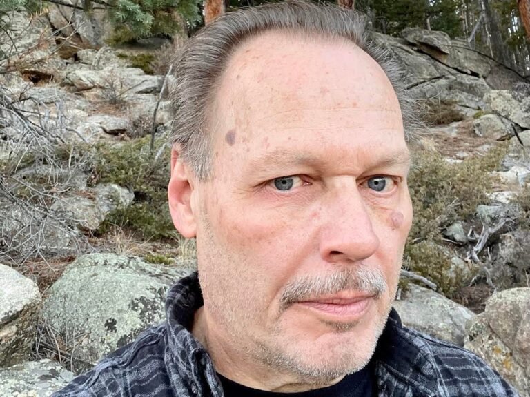 I'm in my 60s and can't find full-time work. I took Social Security early and filed for bankruptcy to stay afloat.