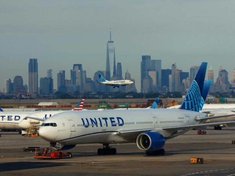 What we know about the FAA outage disrupting thousands of flights across the Northeast